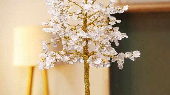 Clear Quartz Chips Tree 300 Beads, Golden Wired