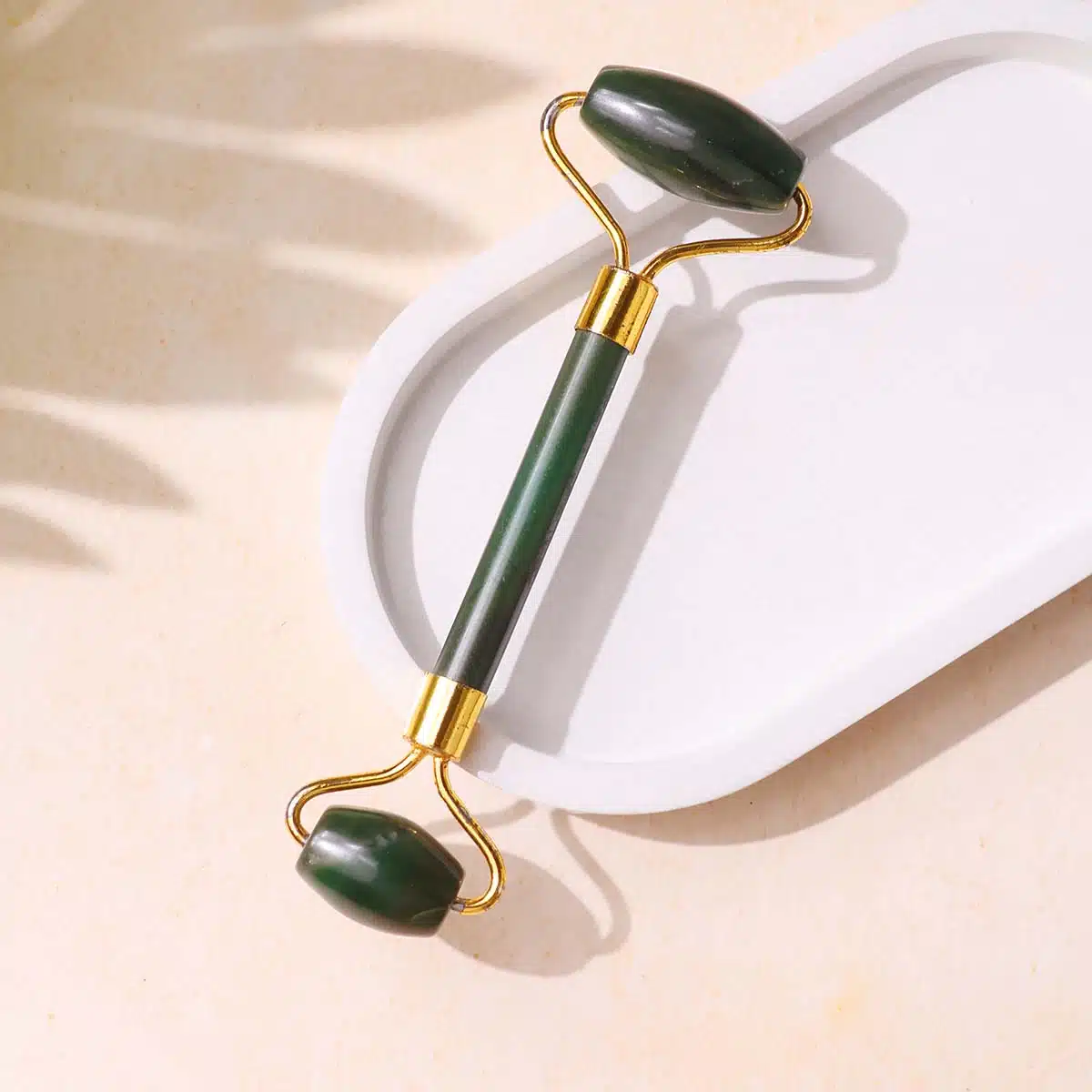 green-jade-face-massage-roller (1)
