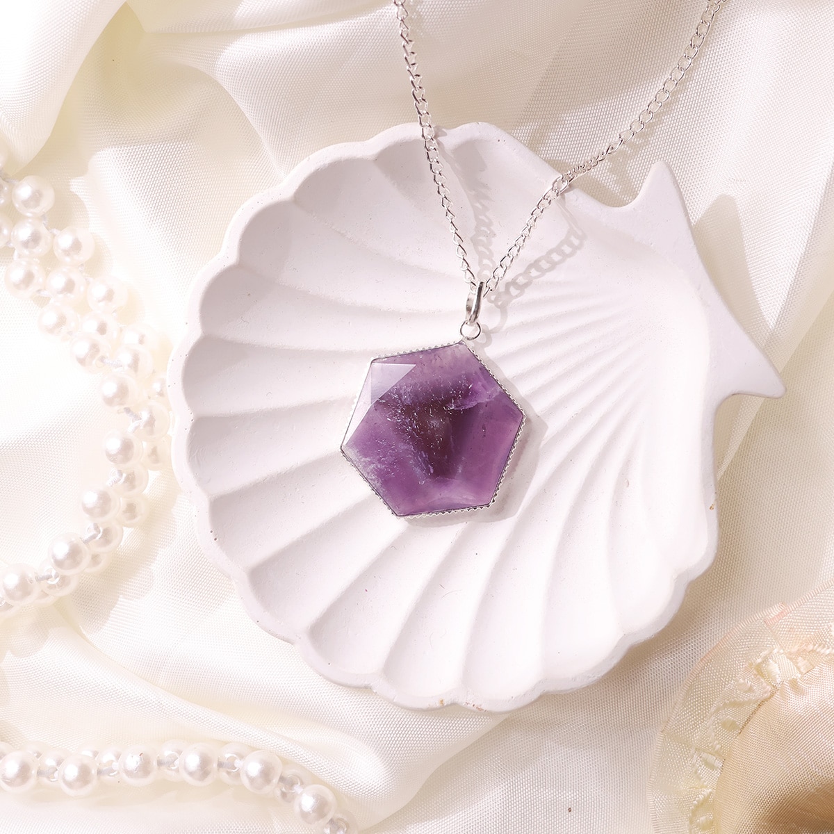 amethyst-hexagon-pendant (1)