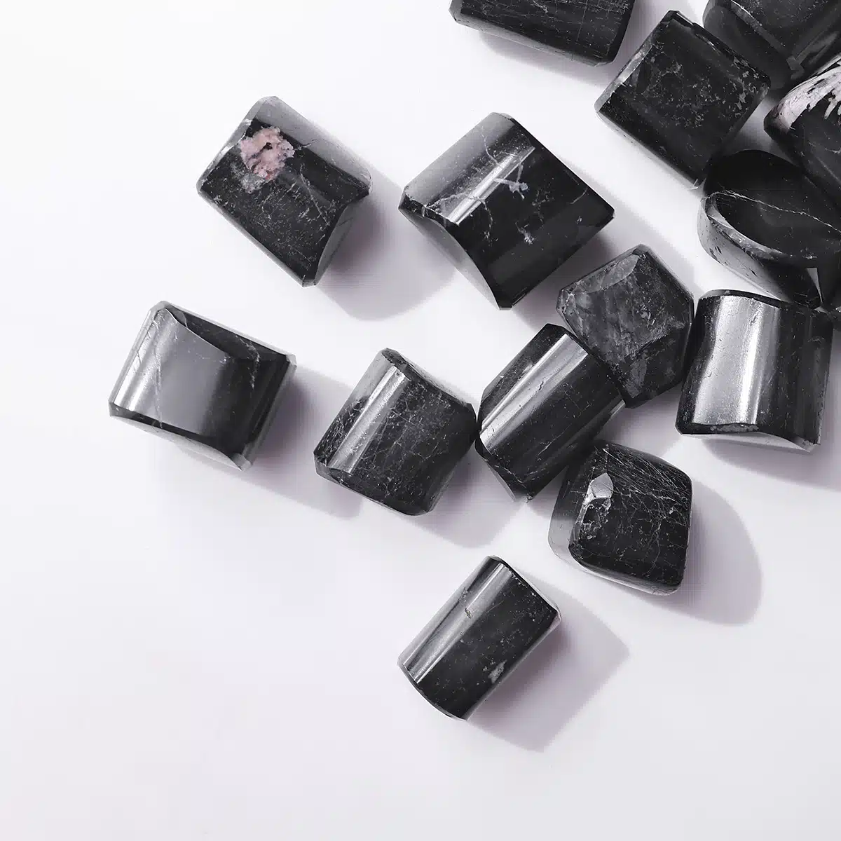 black-tourmaline-tumble-stones (2)