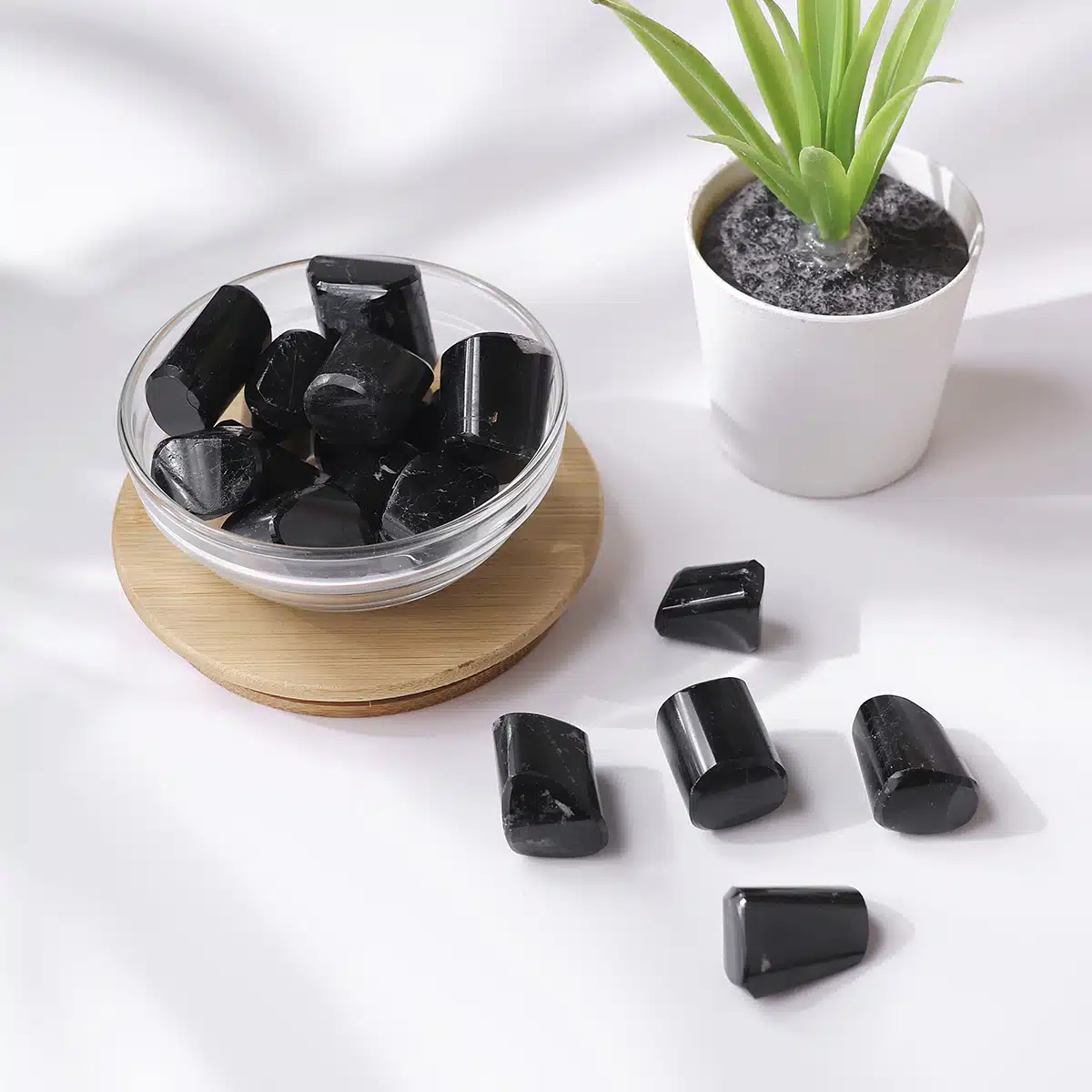 black-tourmaline-tumble-stones (4)