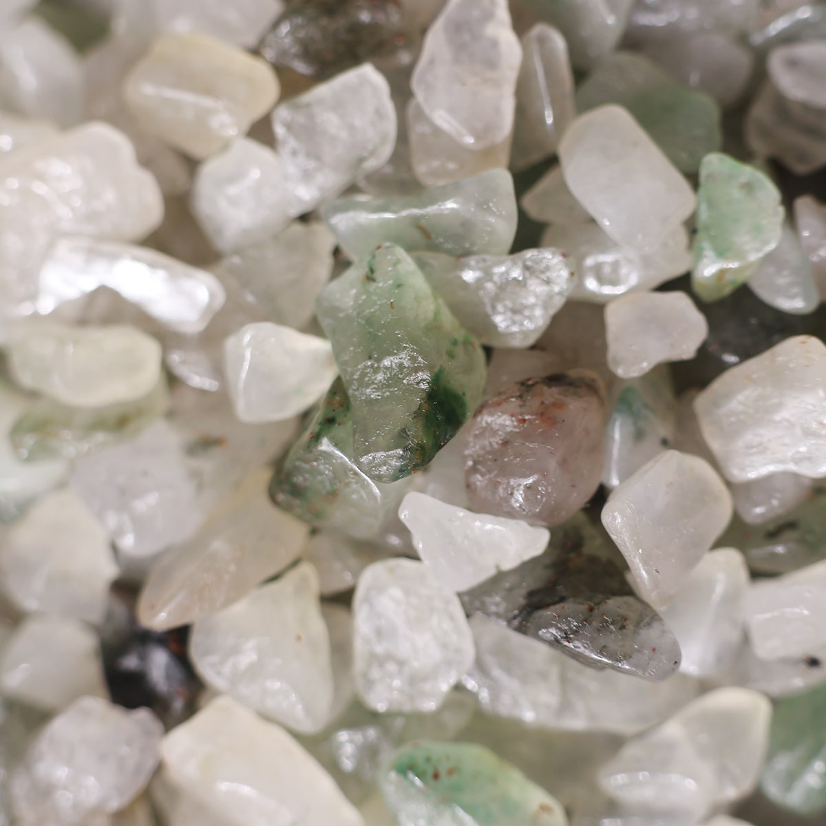 green-aventurine-chips-stone (3)