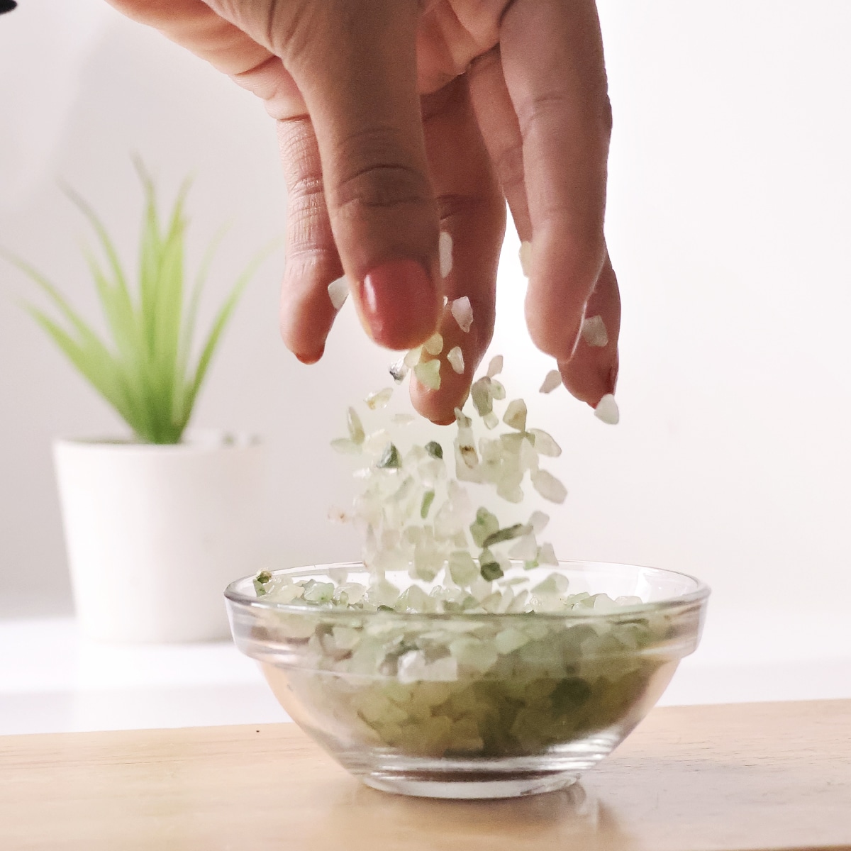 green-aventurine-chips-stone (8)