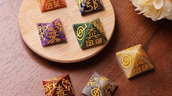 7 Chakra Pyramid Symbol Set