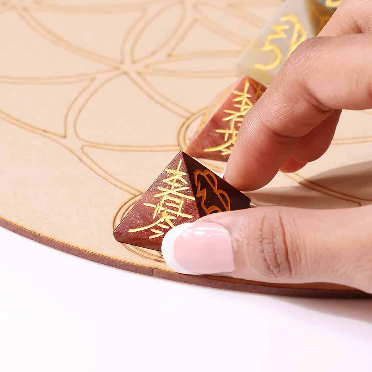 7-chakra-pyramid-symbol-set (5)