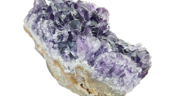 Amethyst Cluster Raw Rough Stone Energized Amethyst Caves/Geode(550-600 Gm)