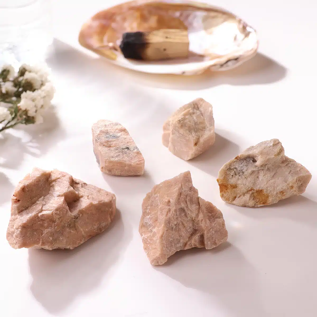 peach-moonstone-raw-stone (1)