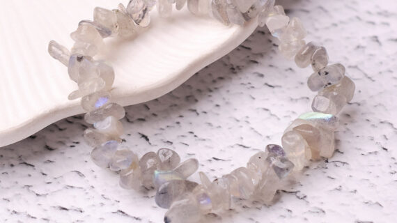 Labradoride Chips Stone Bracelet
