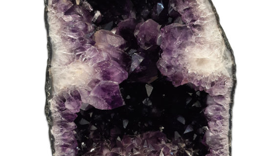 Amethyst Cluster Raw Geode Caves/Raw Clusters (31.30 Kg)