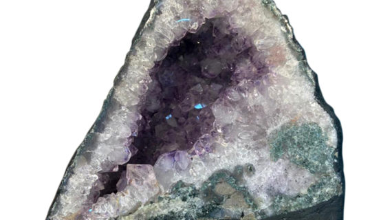 Amethyst Cluster Raw Geode/Caves (4.5 Kg)