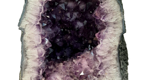 Amethyst Cluster Raw Geode Caves/ Raw Clusters (45.0 Kg)