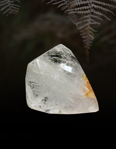 Clear Quartz raw stone online