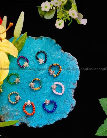Beads with Tortoise Ring