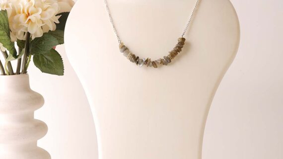 Labradorite Chips Choker Necklace