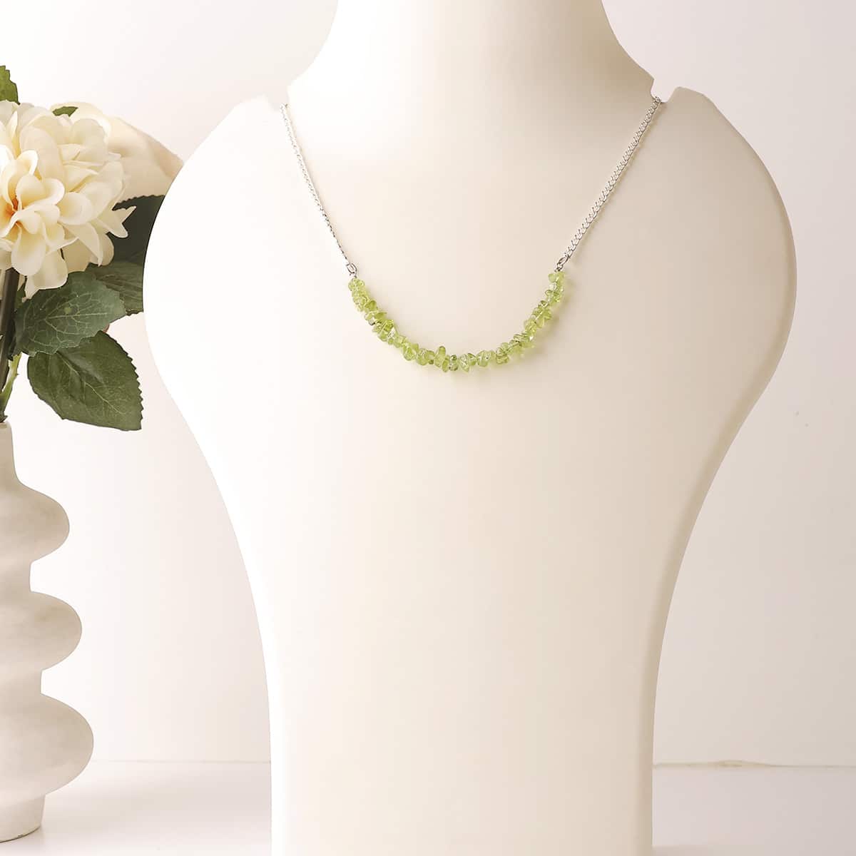 peridot-chips-choker-necklace (1)
