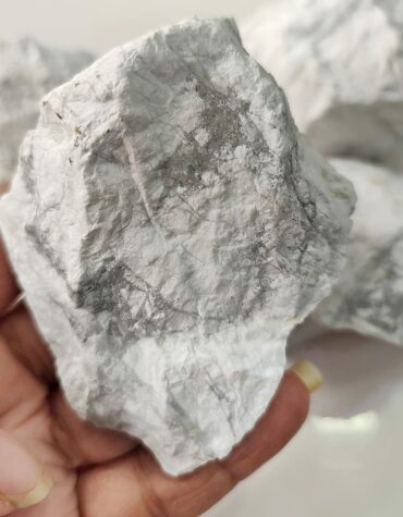 Howlite Raw Stone
