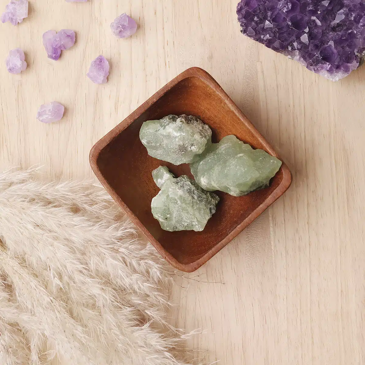 prehnite-raw-stone (3)