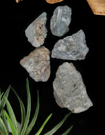 Moss Agate Raw Stones