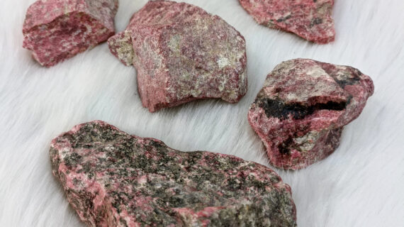 Thulite Raw Stones