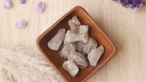 Kiwi Quartz Raw Stone