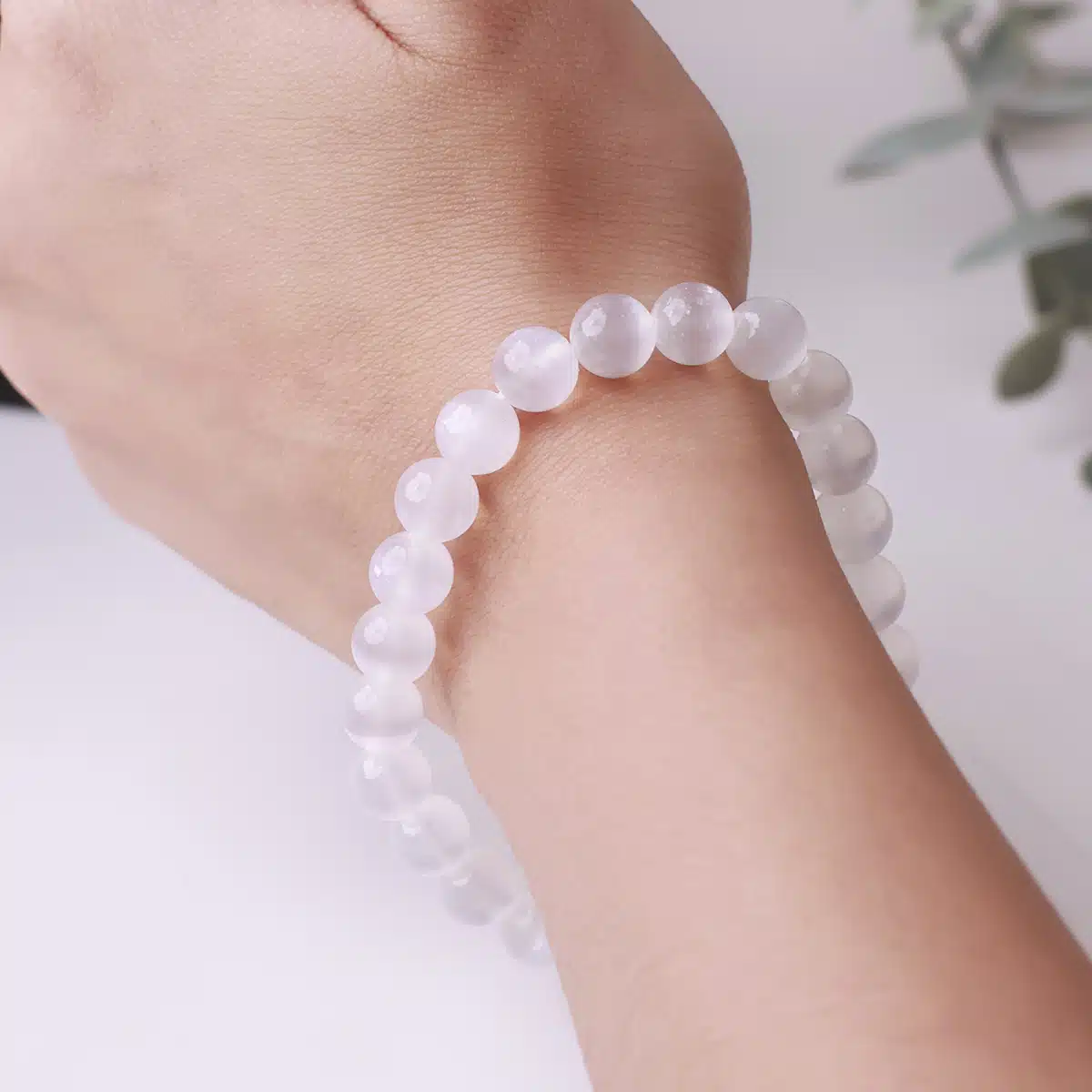 natural-selenite-round-beads-bracelet (5)