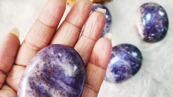 Iolite Palm Stone