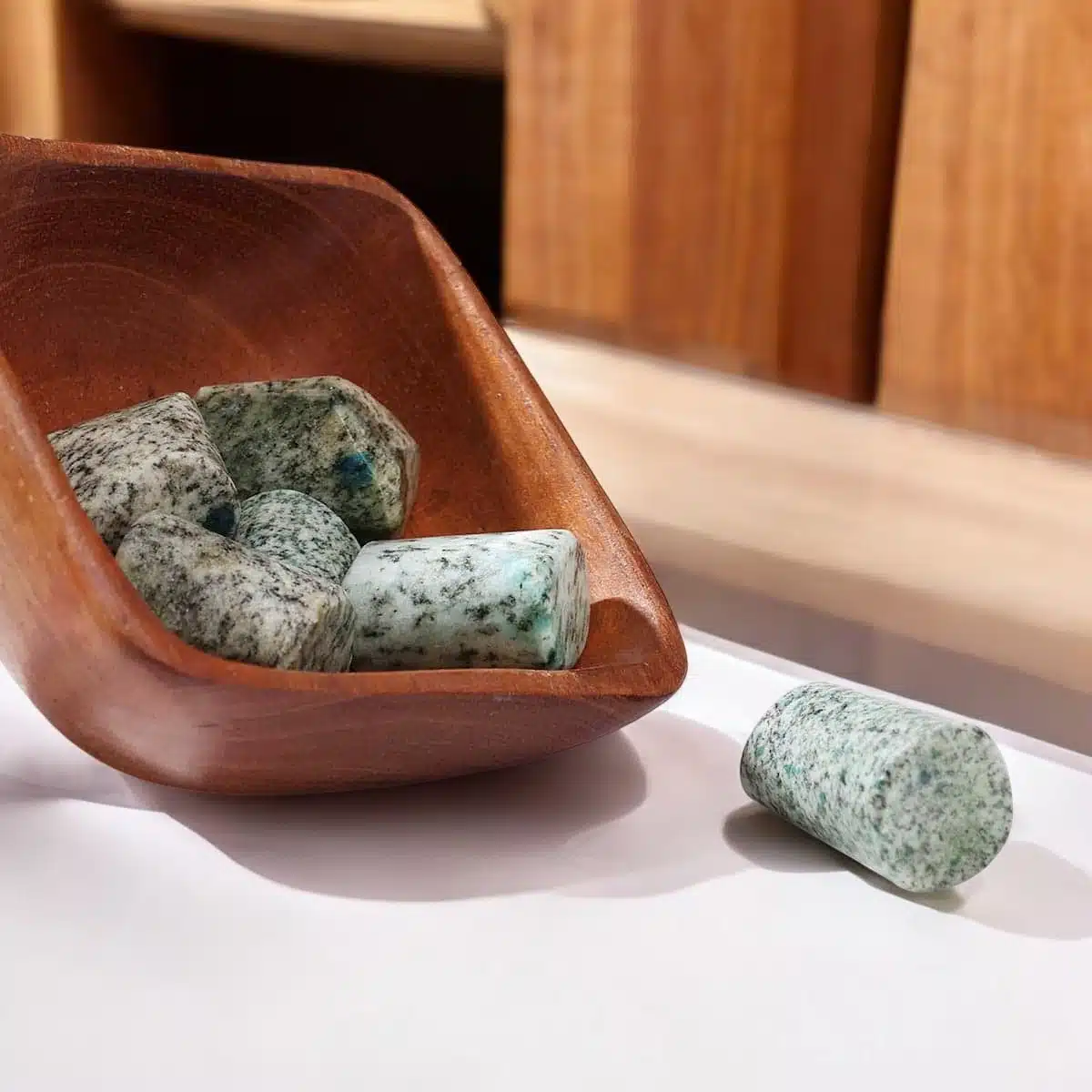 K2-Tumble-Stones-Shubhanjali-2-Photoroom