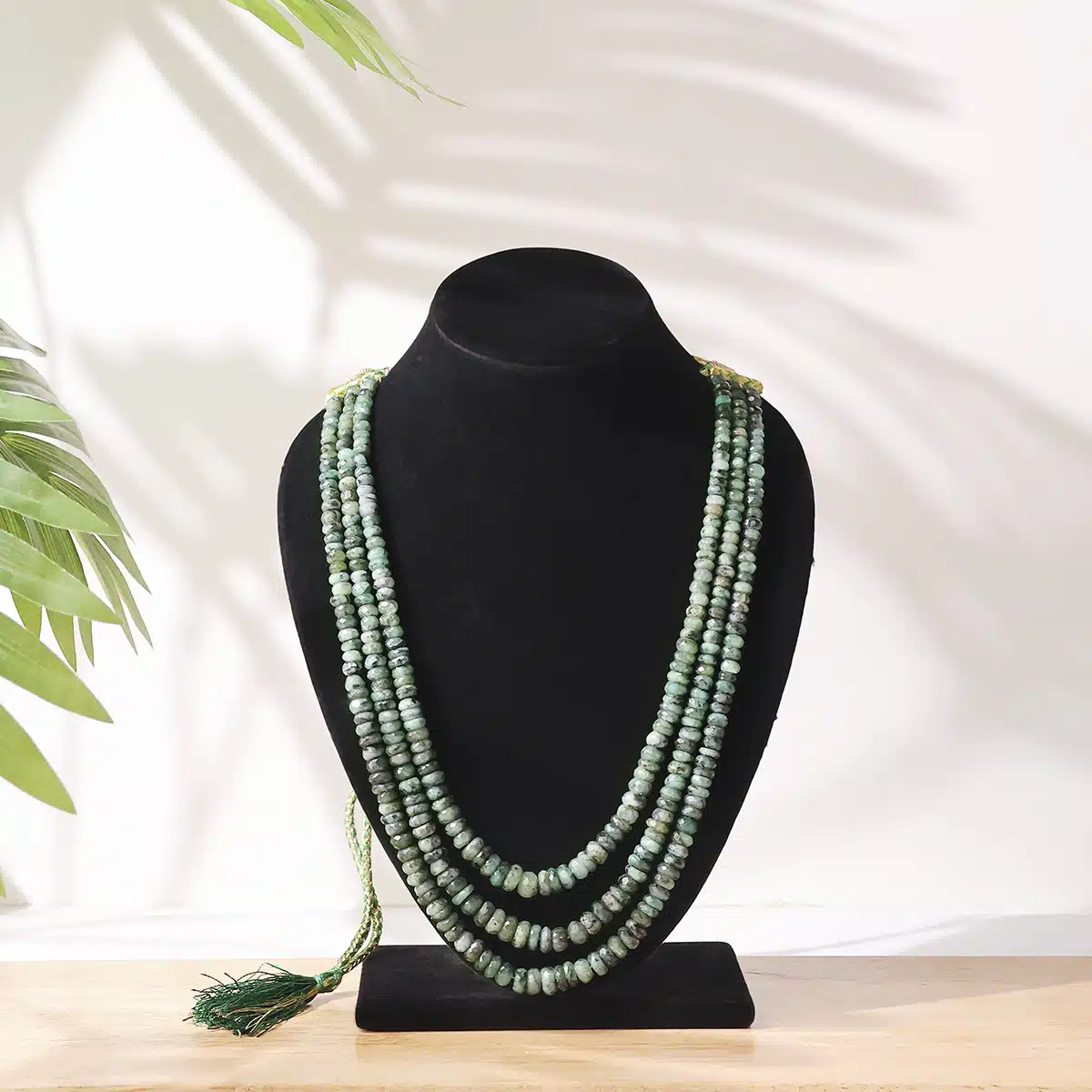 emerald-bati-faceted-beads-3-layer-necklace (1)