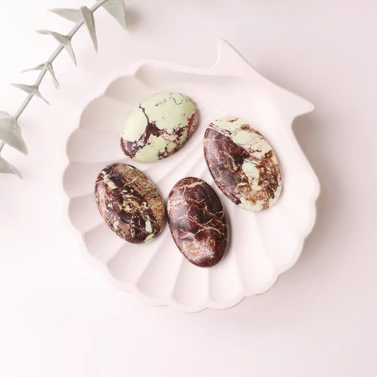 lemon-chrysoprase-cabochon (1)