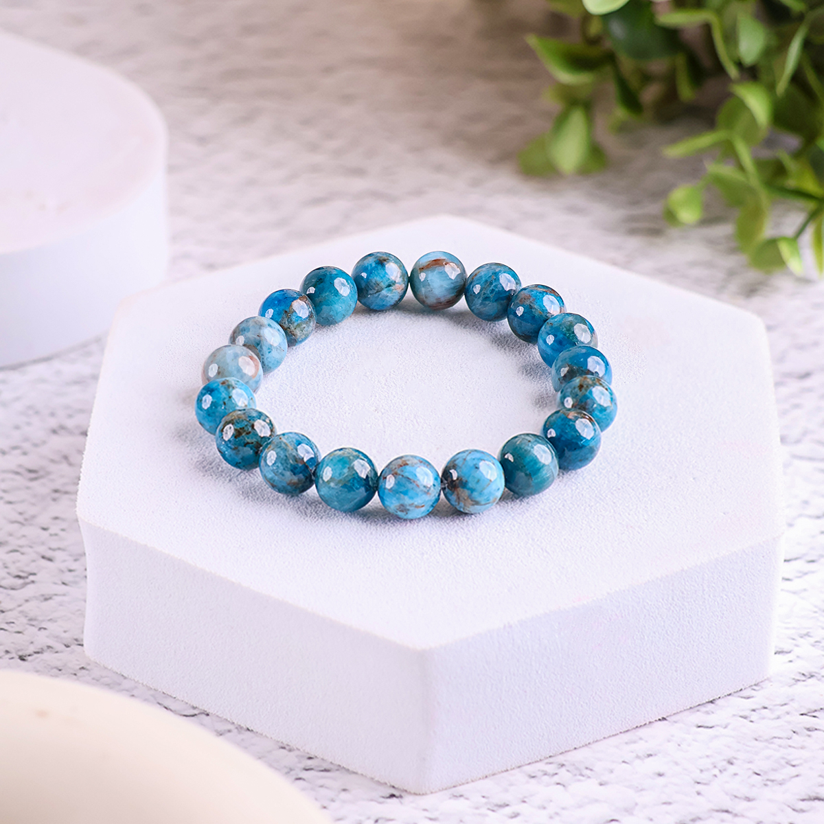 Blue Apatite (3) blue apatite bracelet 6 mm