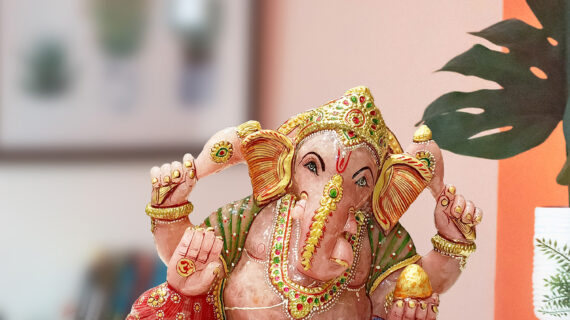 Rose Quartz Ganesha Crystal Stone Idol