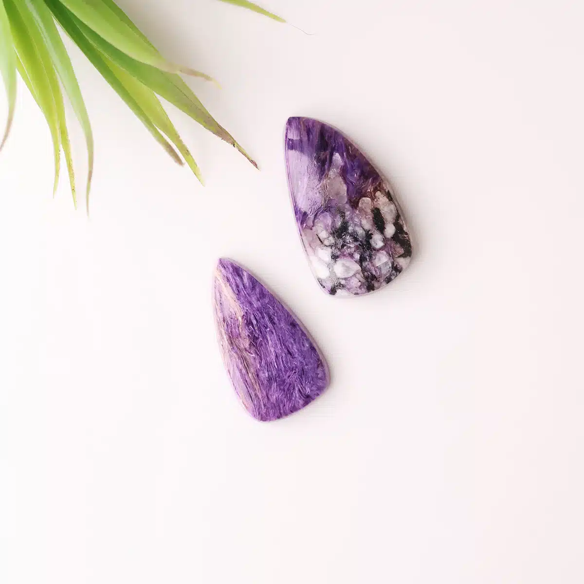 charoite-cabochon (4)