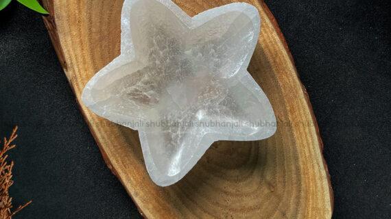 Selenite Star Shape Bowl, Crystal for Cleansing and Charging