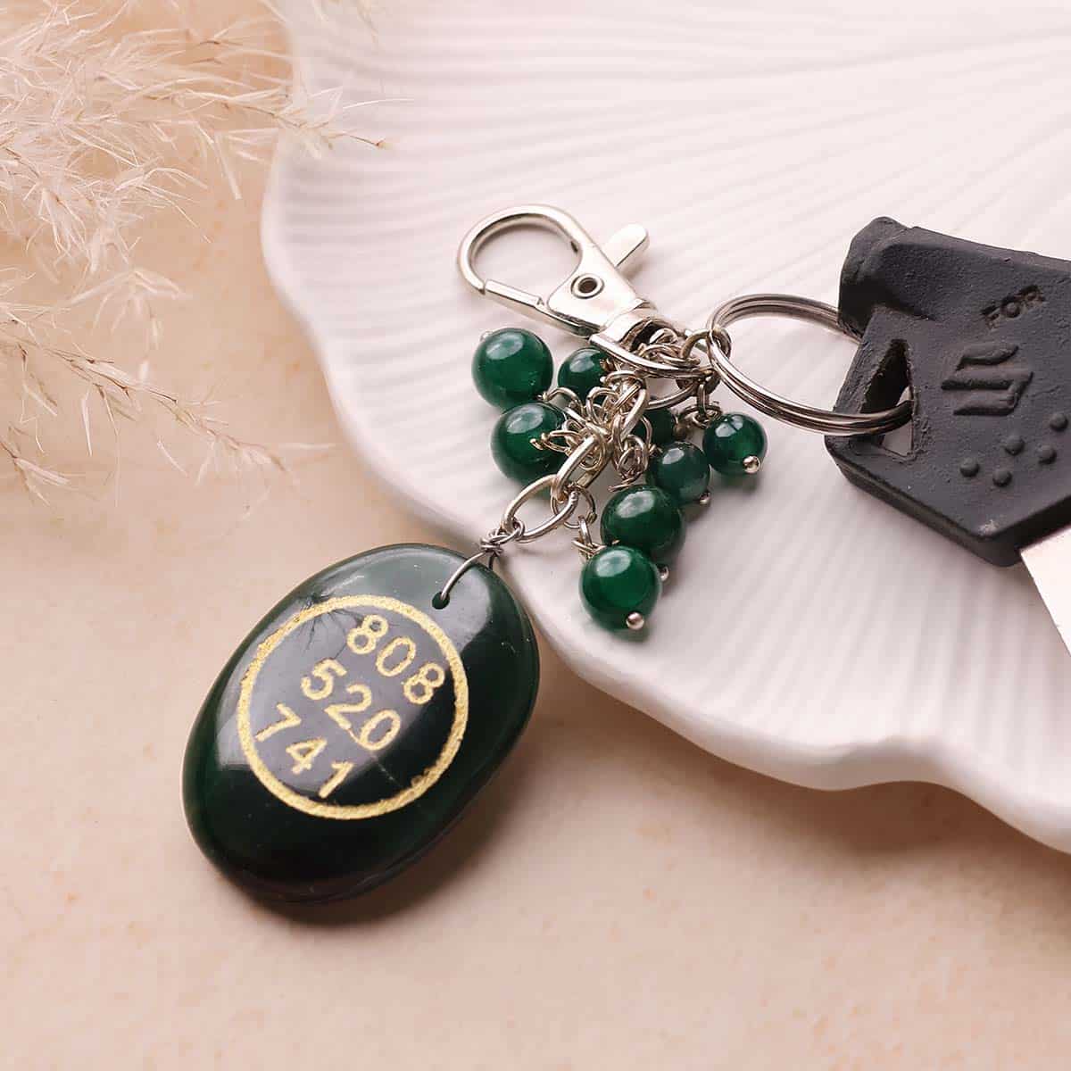 green-jade-money-switch-zibu-key-chain (5)