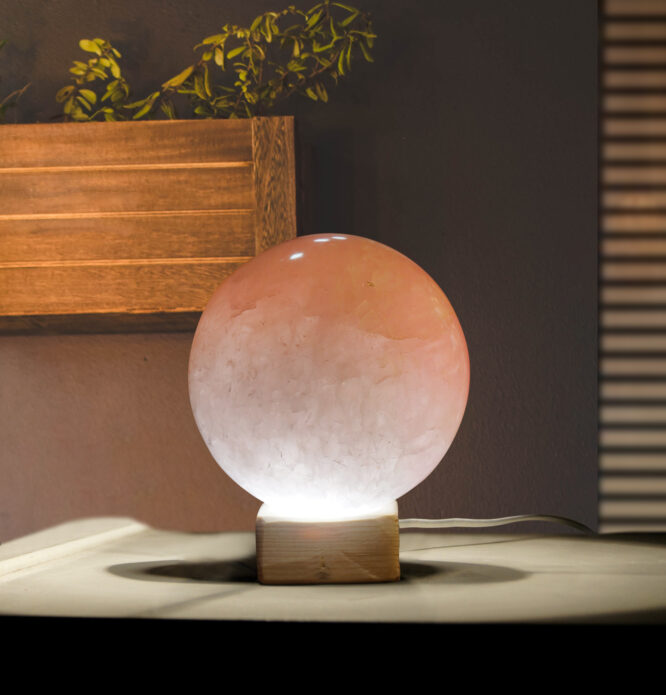 Rose-Quartz-Round-Lamp