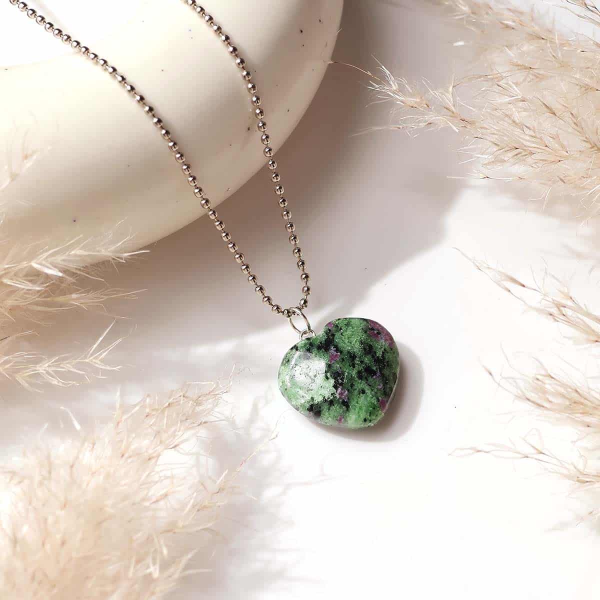 ruby-zoisite-mini-heart-pendant (4)