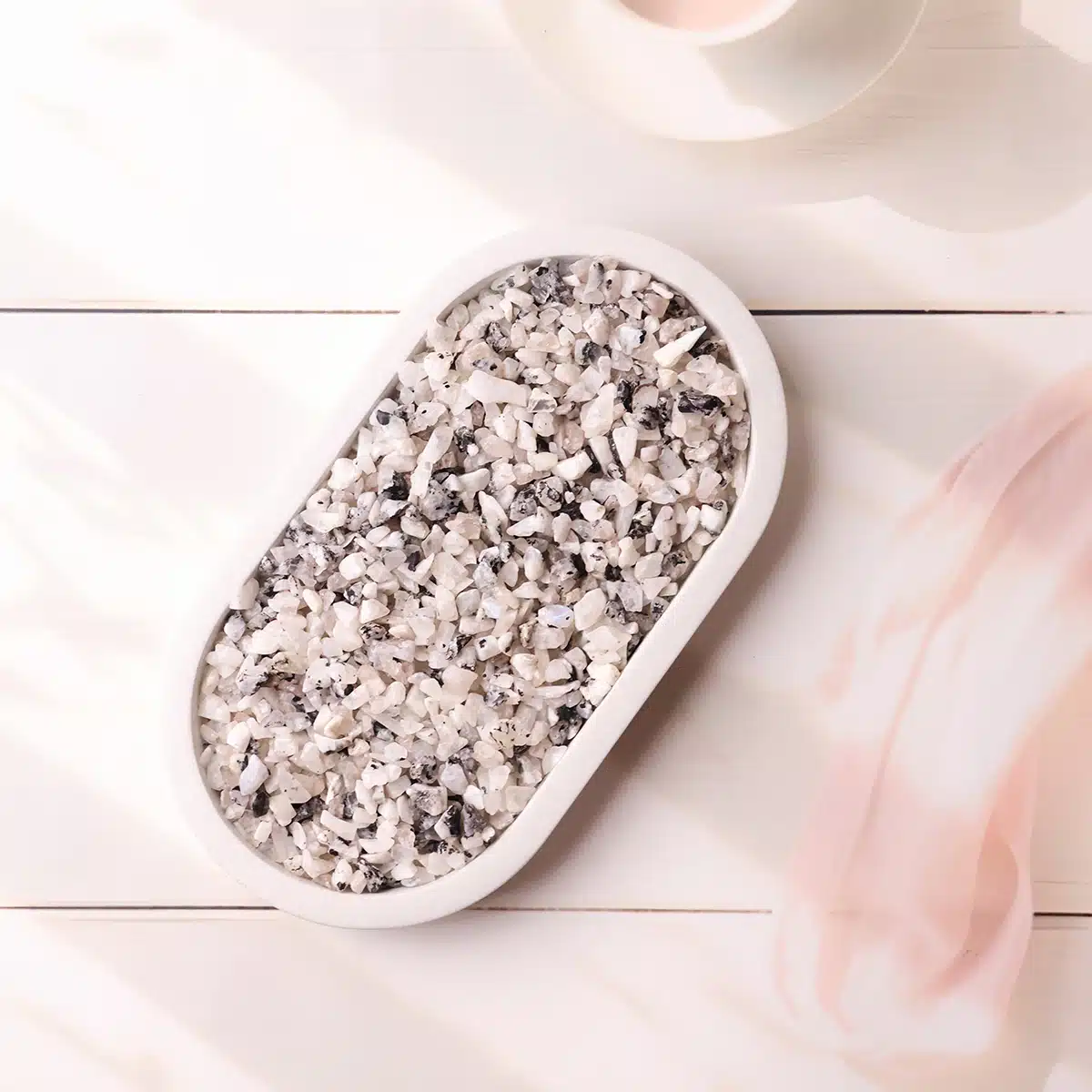 rainbow-moonstone-chips-stone (1)