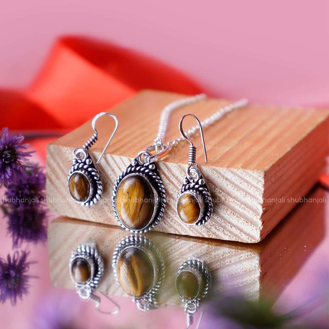 Buy Online Tiger Eye Crystal Pendant and Earrings Jewellery Set