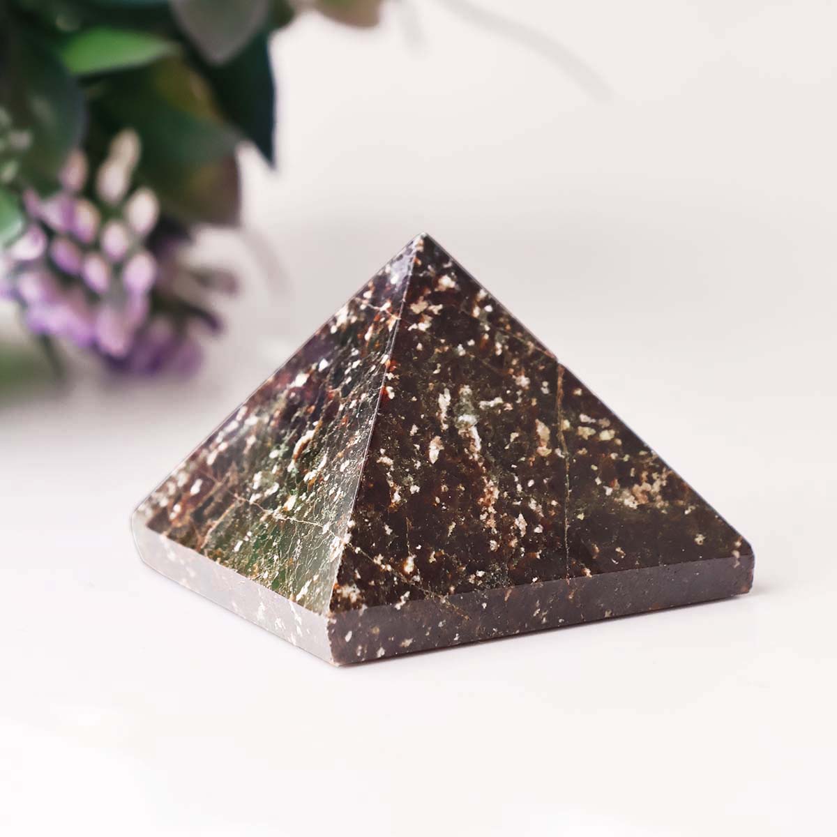 Garnet Pyramid (4)