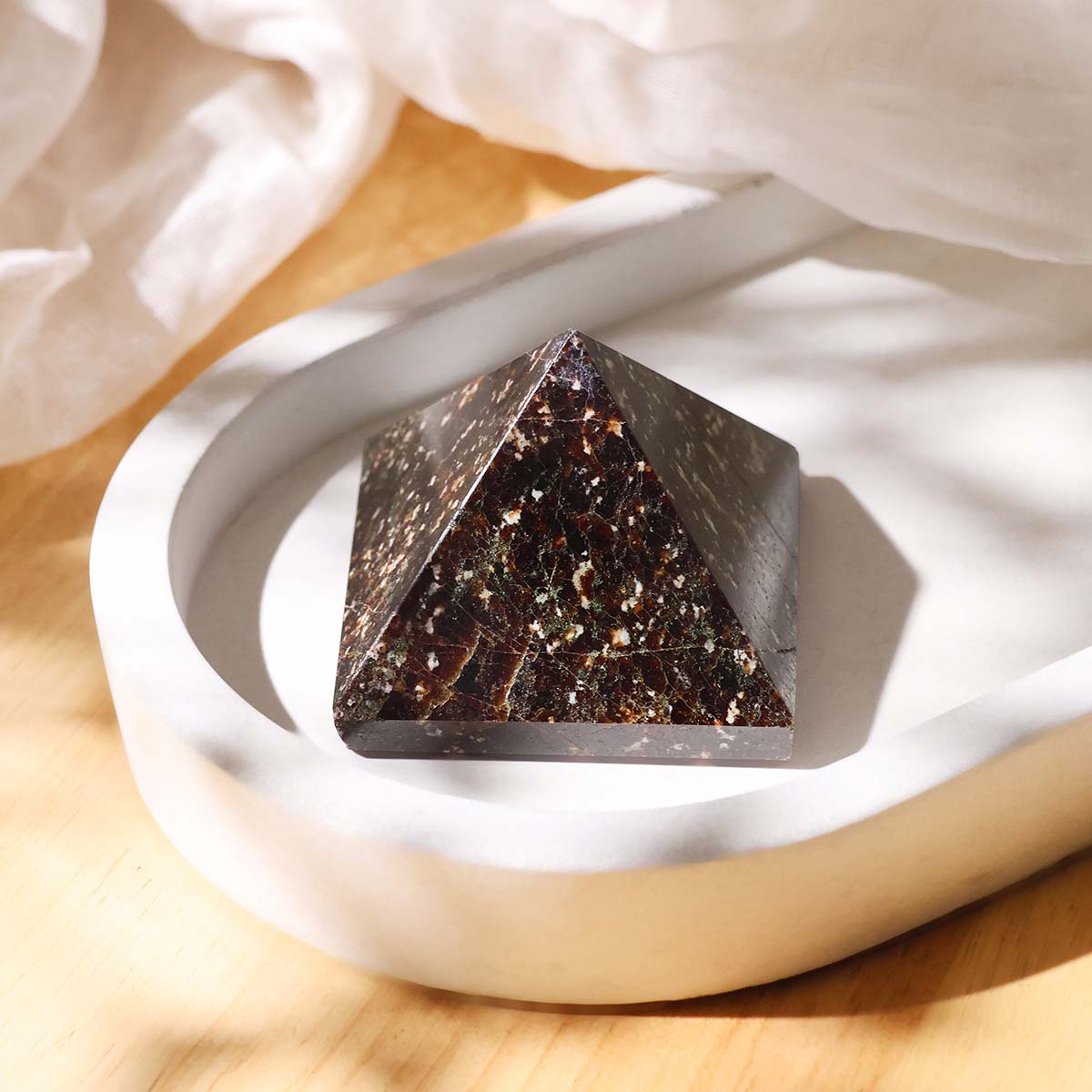 Garnet Pyramid (7)