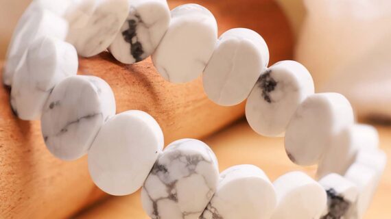Howlite Oval Faceted Bracelet