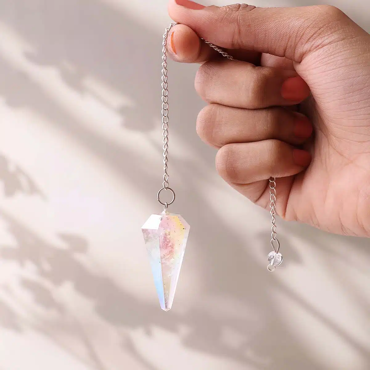 angel-aura-quartz-point-pendulum (6)