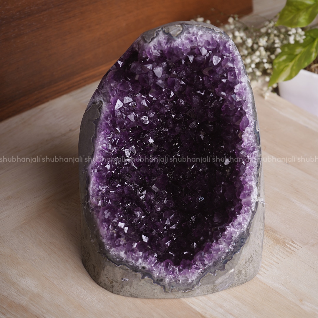 Geodes
