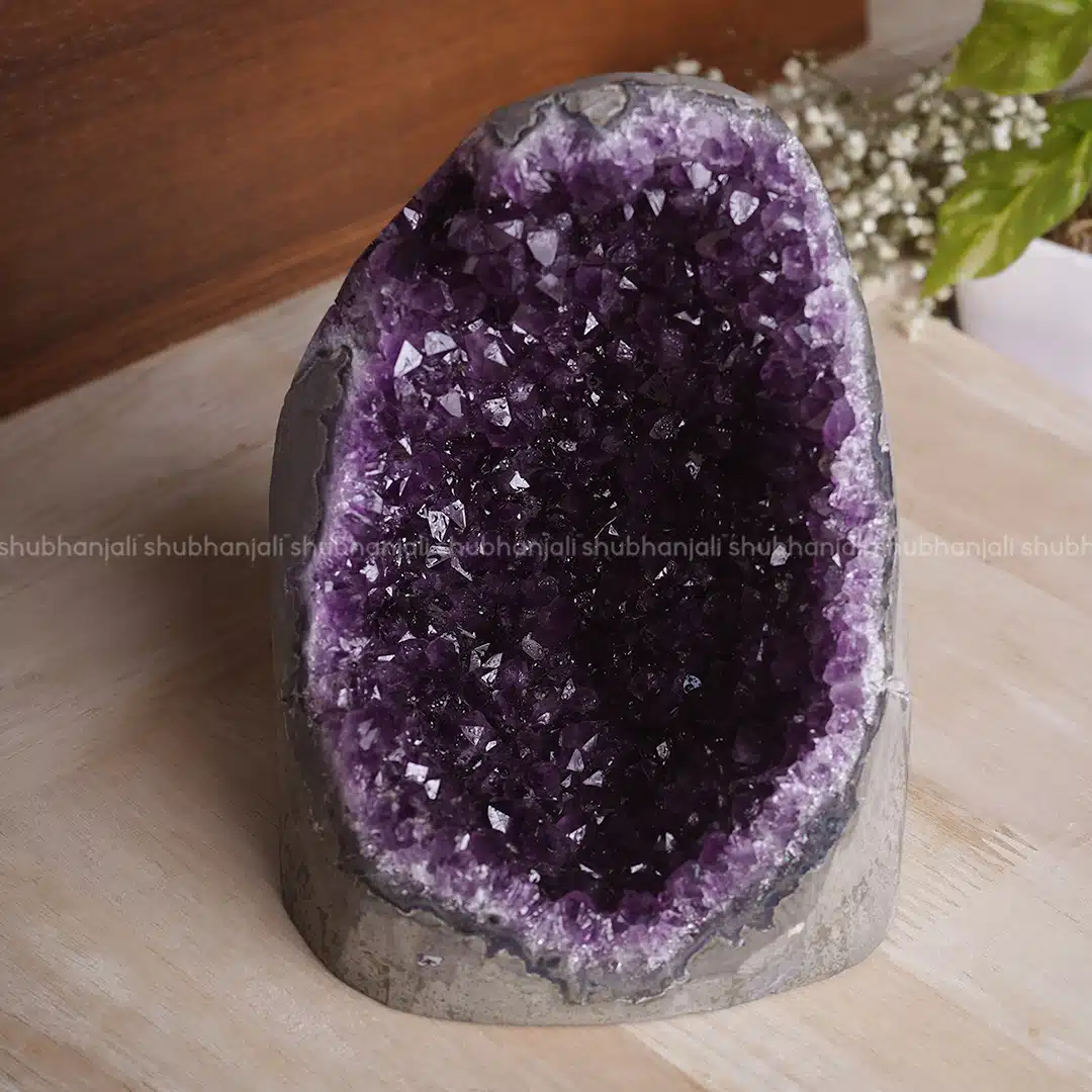 Geodes