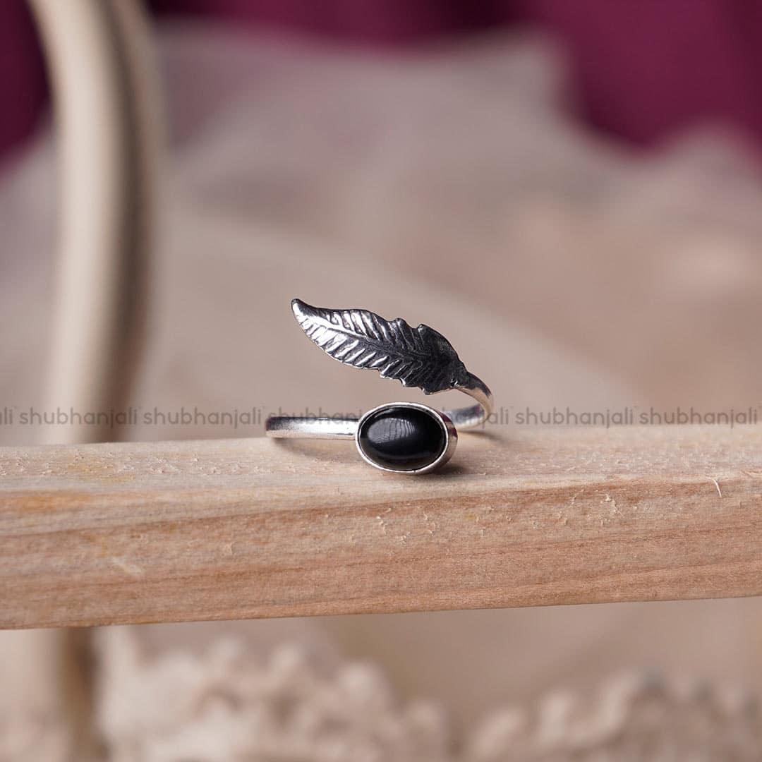 Shubhanjali-Black-Onyx-Feather-Ring