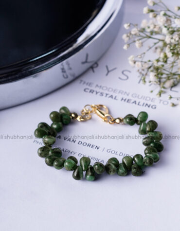 Emerald Crystal Tear Drop Beads Bracelet