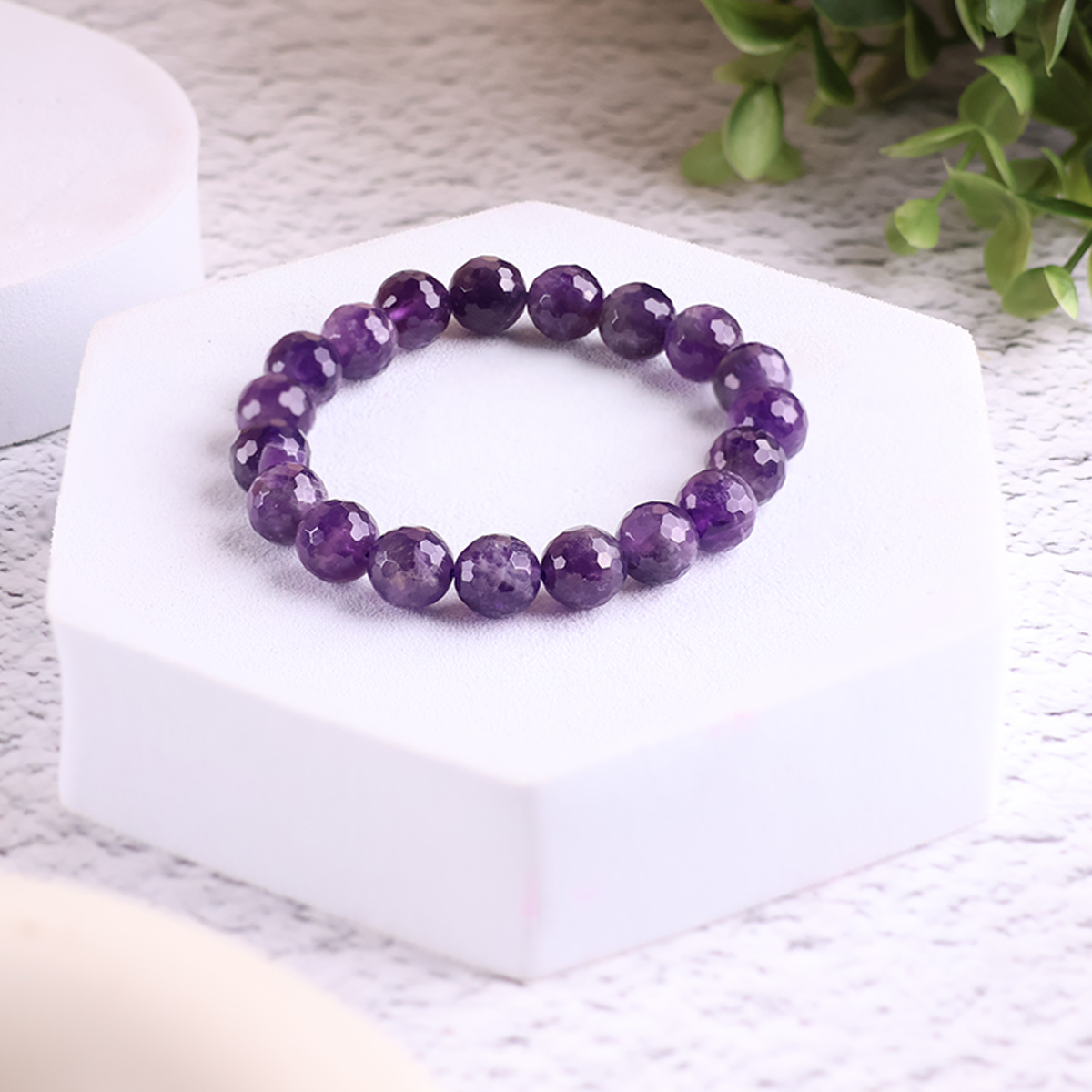 Untitled-3 amethyst faceted bracelet 6 mm