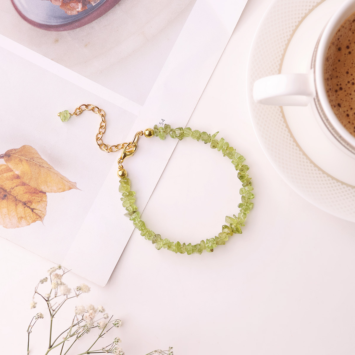 peridot chips chain bracelet -Shubhanjali Store (2) peridot chips chain bracelet ( synthetic )