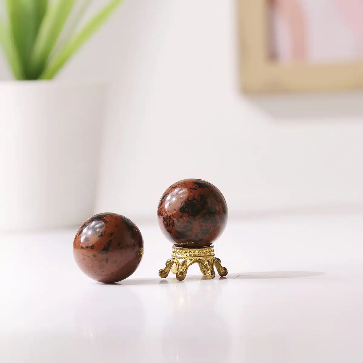 mahogany-obsidian-mini-ball (3)