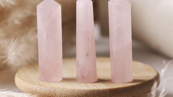 Rose Quartz Mini Pencil Point